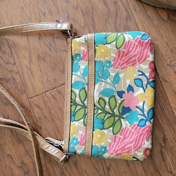 Relic Crossbody purse - Picture 2 of 5